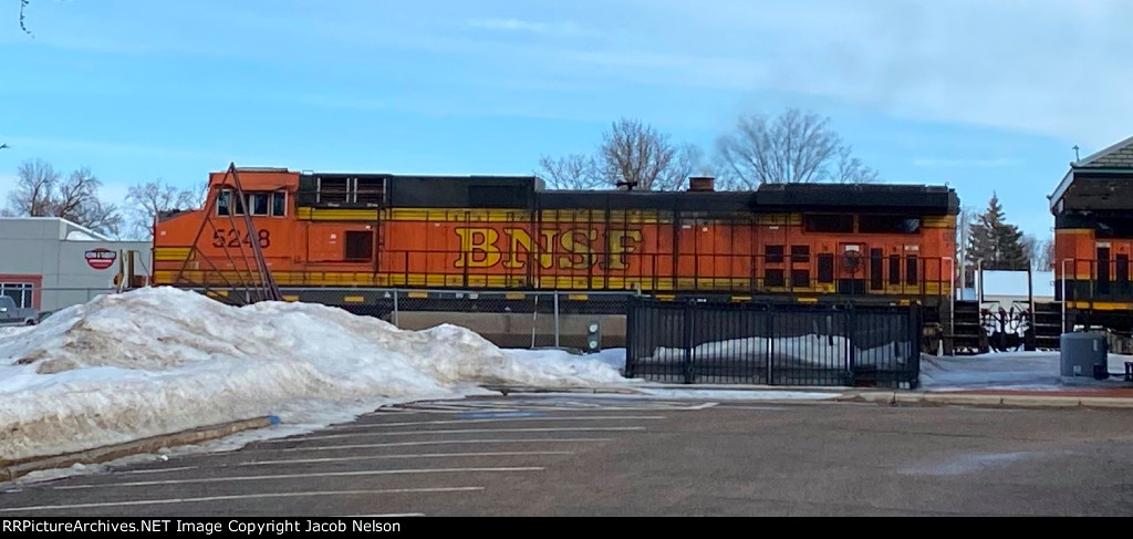 BNSF 5248